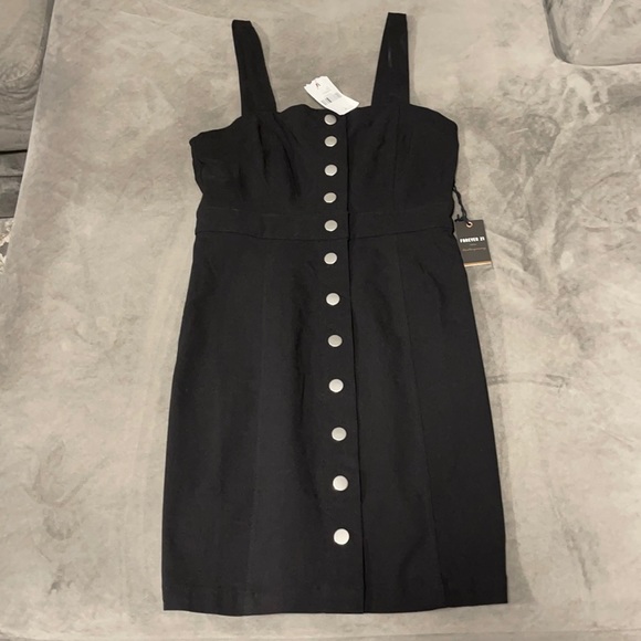 Forever 21 Dresses & Skirts - Forever 21 sleeveless black dress